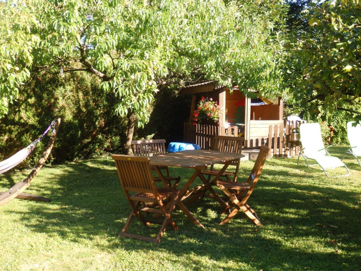 Bed and Breakfast Au Coeur Des Alpes Marignier Esterno foto
